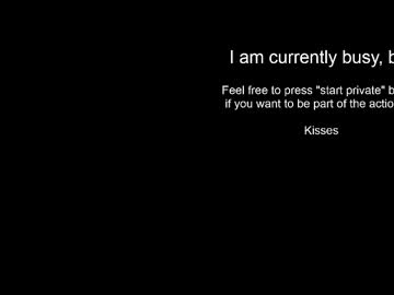 See 10in_deluxe online Now @ fapping.uk