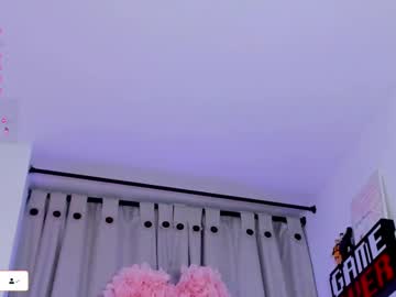 See _zeli_ online Now @ fapping.uk