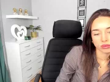 See Adelesolo online Now @ fapping.uk