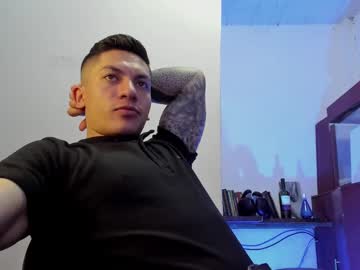 See Aquiles_51 online Now @ fapping.uk