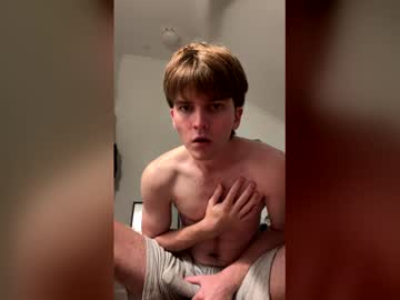 See Aussieboyethan online Now @ fapping.uk