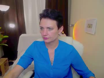 See Avasaturnian online Now @ fapping.uk