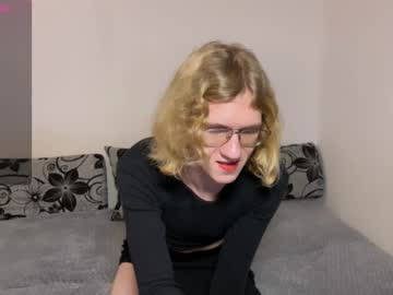 See Avery_adam online Now @ fapping.uk