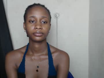 See Creamyxmuffin online Now @ fapping.uk
