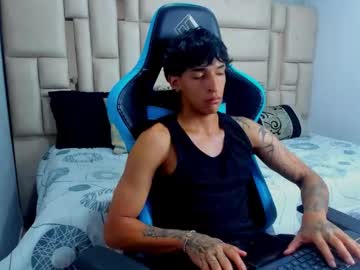 See Croy_myer online Now @ fapping.uk