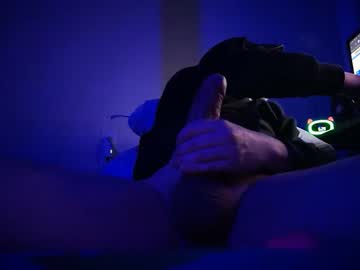 See Danshi69 online Now @ fapping.uk