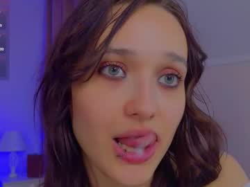 See Darcyblackwood online Now @ fapping.uk