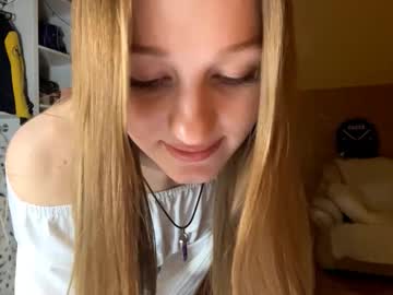 See Doreathagustave online Now @ fapping.uk