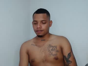 See Drako_monstercock online Now @ fapping.uk