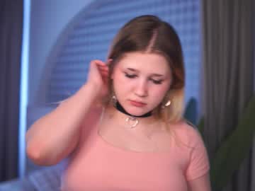 See Elfie_song online Now @ fapping.uk