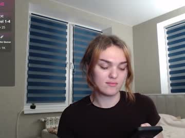 See Emiliarhodes online Now @ fapping.uk