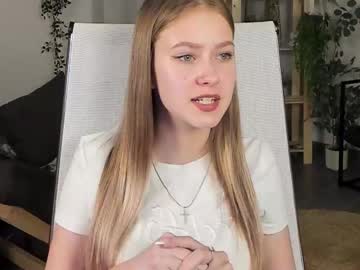 See Evemundie online Now @ fapping.uk