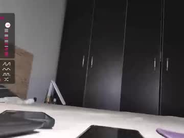 See Flirtymanners online Now @ fapping.uk