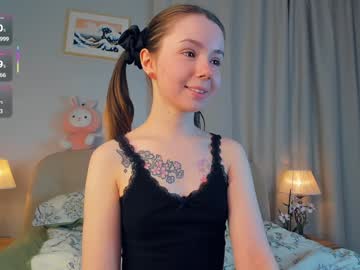 See Glowhub_ online Now @ fapping.uk