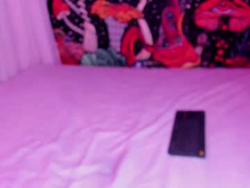 See Hecate_and_crow online Now @ fapping.uk