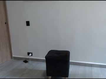 See Hot_mommymia online Now @ fapping.uk