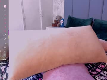 See Julianamiller online Now @ fapping.uk