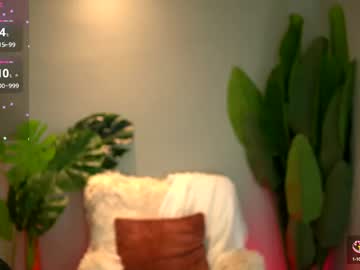See Juliarichard online Now @ fapping.uk
