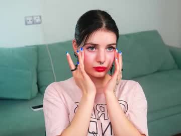 See Katiabenabides online Now @ fapping.uk