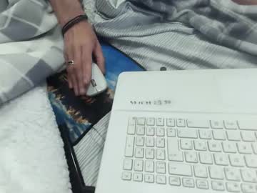 See Kiki3366 online Now @ fapping.uk