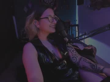 See Lilithmystic01 online Now @ fapping.uk