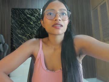 See Lillyy16 online Now @ fapping.uk