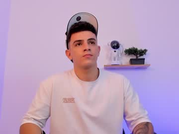 See Mikecooper_ online Now @ fapping.uk