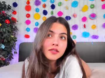 See Milana_crystal_ online Now @ fapping.uk