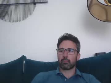 See Nicefrenchguy79 online Now @ fapping.uk