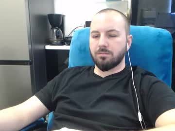 See Nickolas22 online Now @ fapping.uk