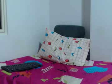 See Nicol_xx1 online Now @ fapping.uk