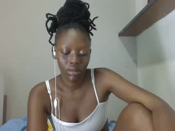 See Prettydollk_dons online Now @ fapping.uk