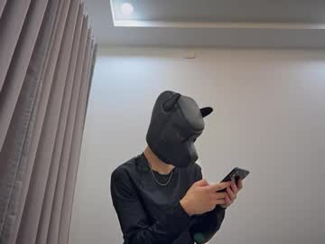 See Romanovich555 online Now @ fapping.uk