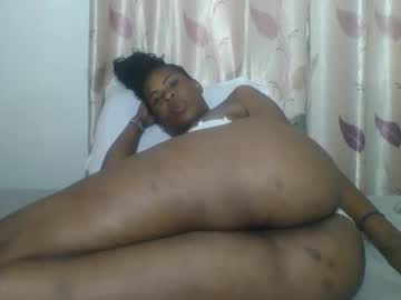 See Sexyebonygal online Now @ fapping.uk