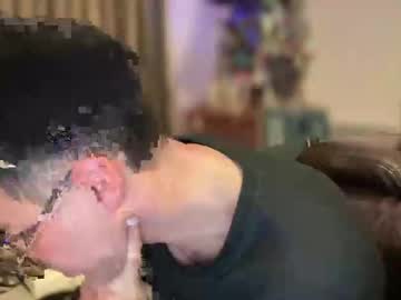 See Skyfly333 online Now @ fapping.uk