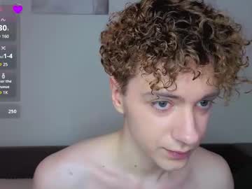 See Softcrave_ online Now @ fapping.uk