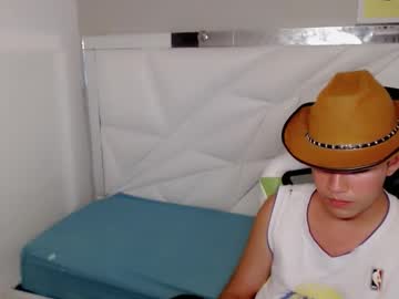 See Street_poemm_ online Now @ fapping.uk