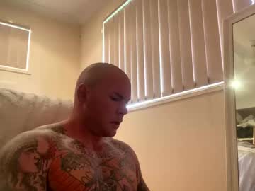 See Thetattooed online Now @ fapping.uk