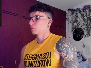 See Thomas_fuckboy online Now @ fapping.uk