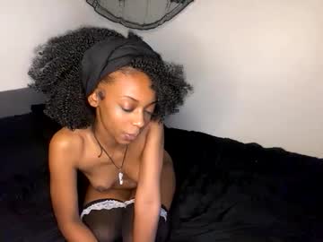 See Trixie_luv online Now @ fapping.uk