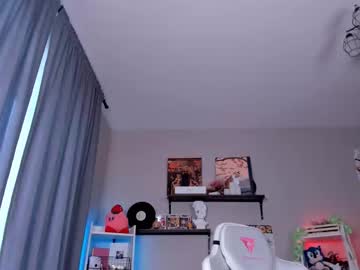 See Vivian_qwerty online Now @ fapping.uk